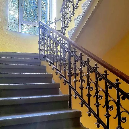 Nr 11 Gaesteoase Fuer 4 Personen Familie Mit Umkleide Herzens Der Stadt Séjour chez l'habitant Annaberg-Buchholz